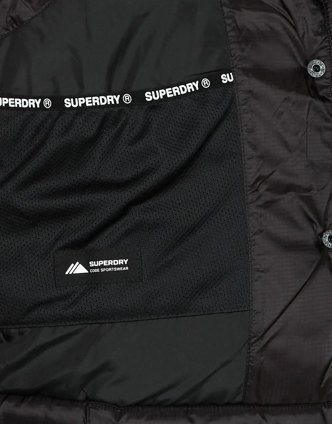 Superdry - CODE MTN SPORT GILET Black Clearance