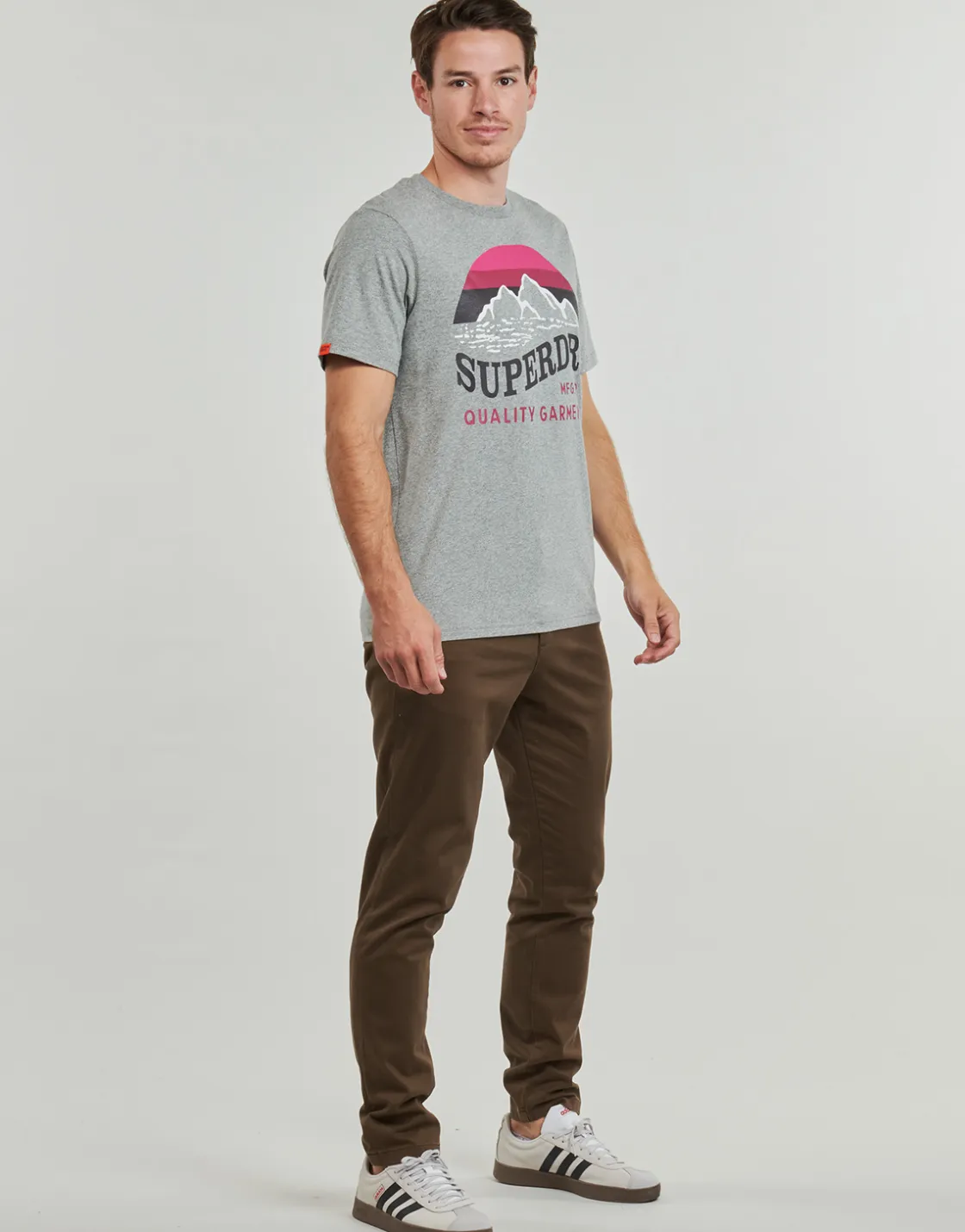 Superdry - GREAT OUTDOORS RELAXED< T-shirts & Polos