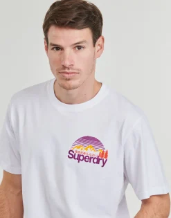 Superdry T-shirts & Polos^- LOGO GREAT OUTDOORS CHEST