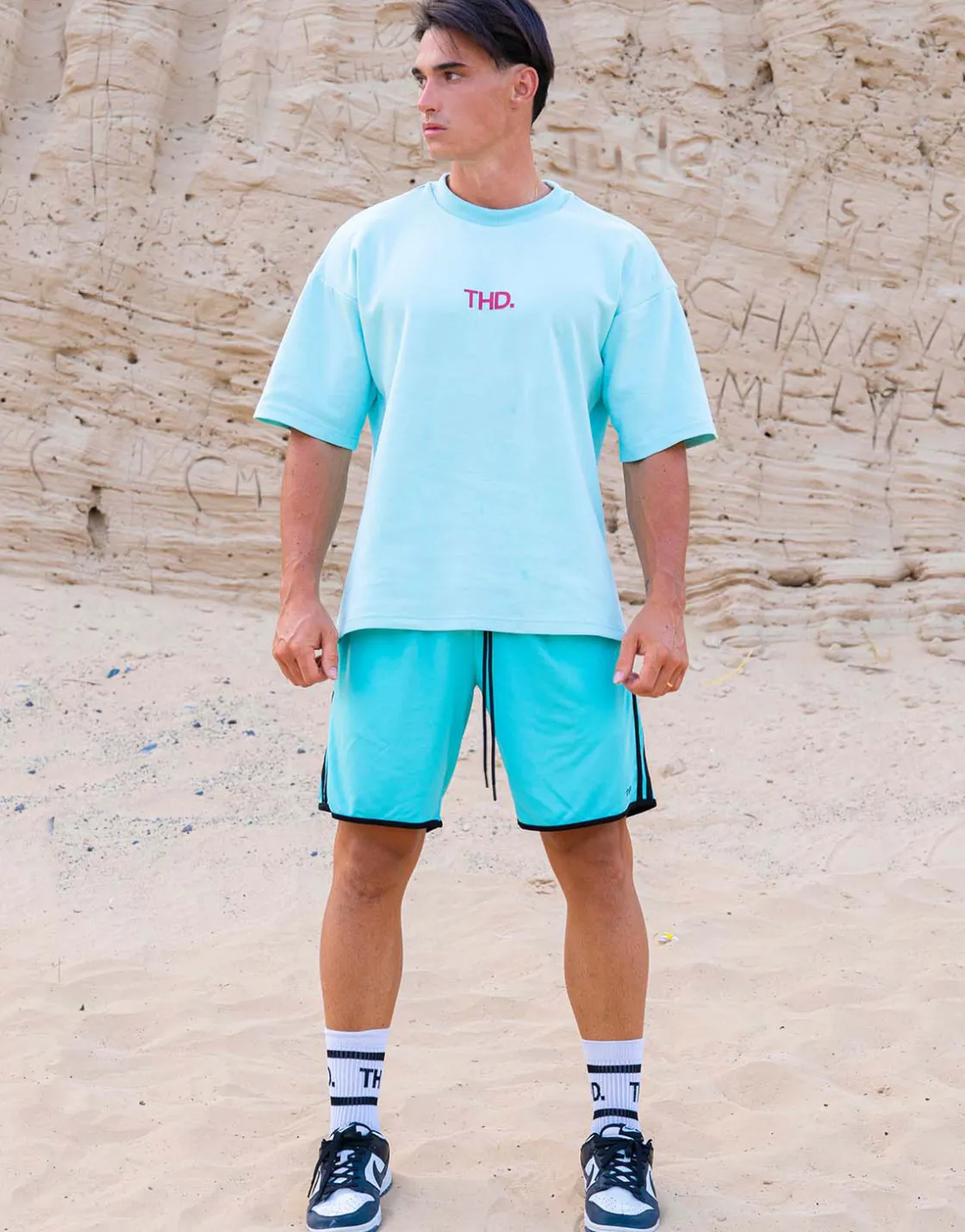 THEAD. Shorts & Bermudas^- CALEB