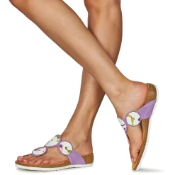 Think - JULIA< Tongs