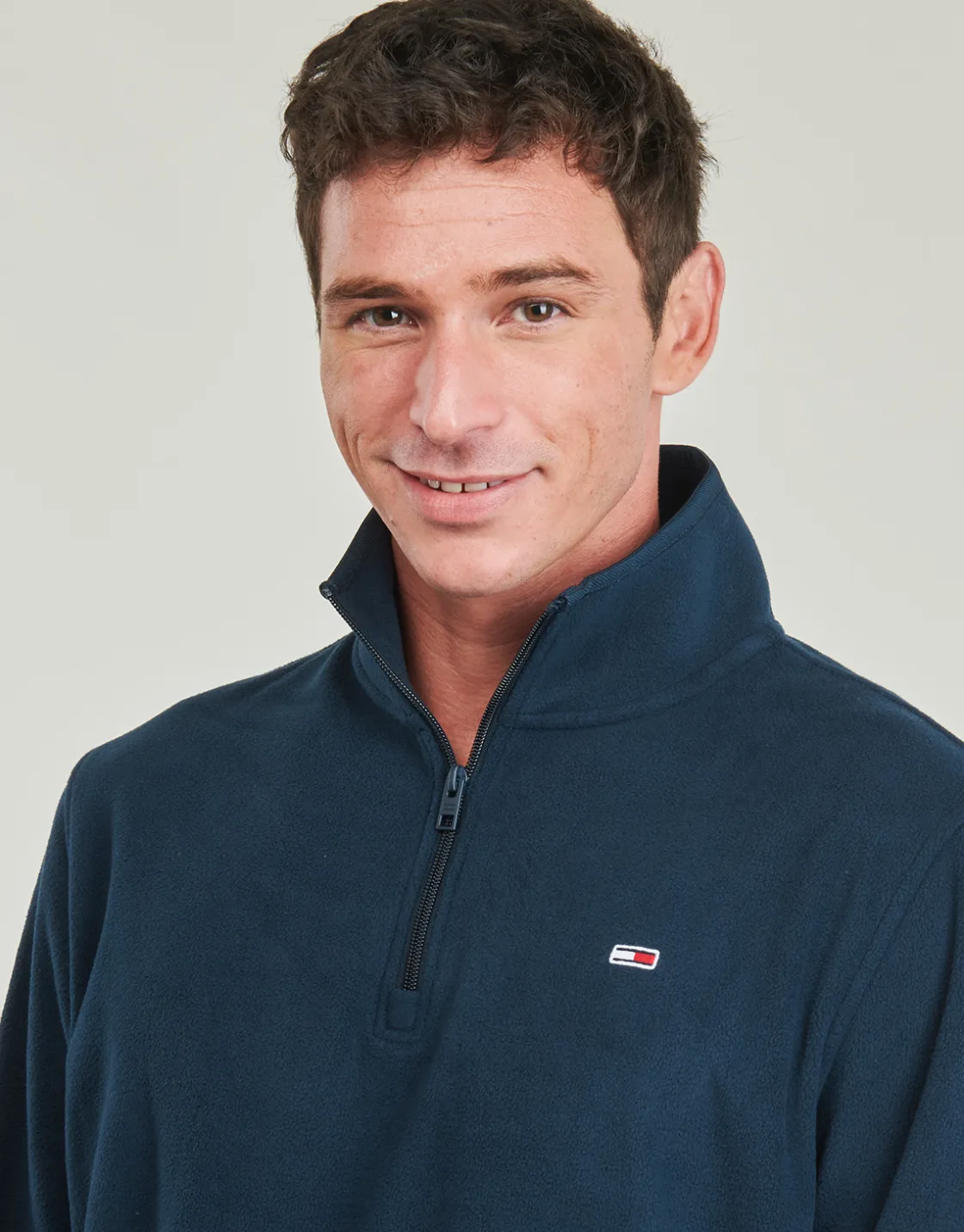 Tommy Jeans - TJM REG S FLAG POLAR 1/4 ZIP< Sweats & Polaires
