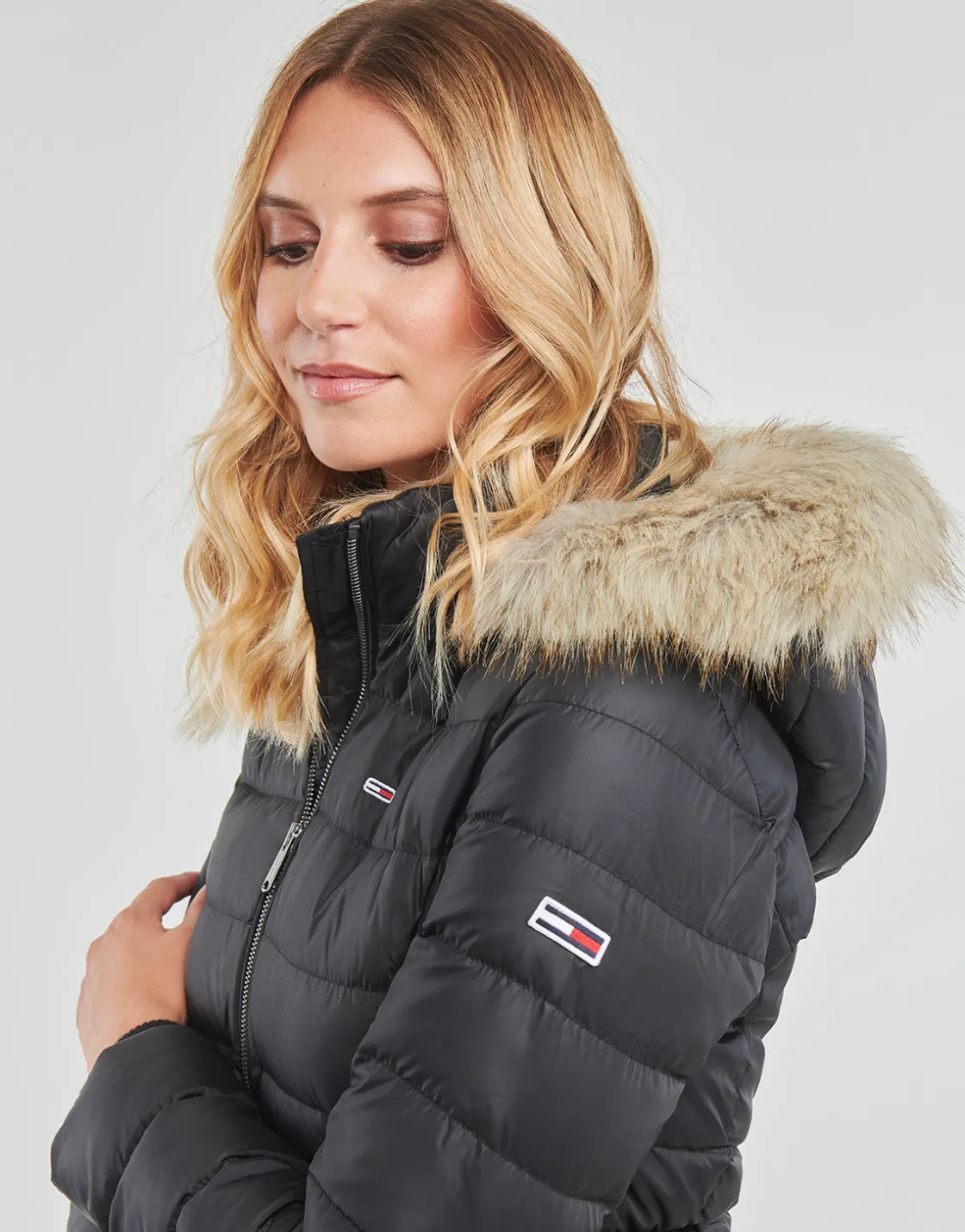 Tommy Jeans Manteaux^- TJW BASIC HOODED DOWN JACKET