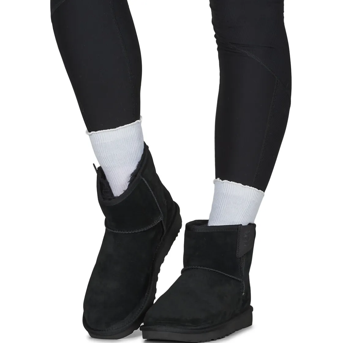 UGG Bottines / Boots^- CLASSIC MINI BAILEY ZIP