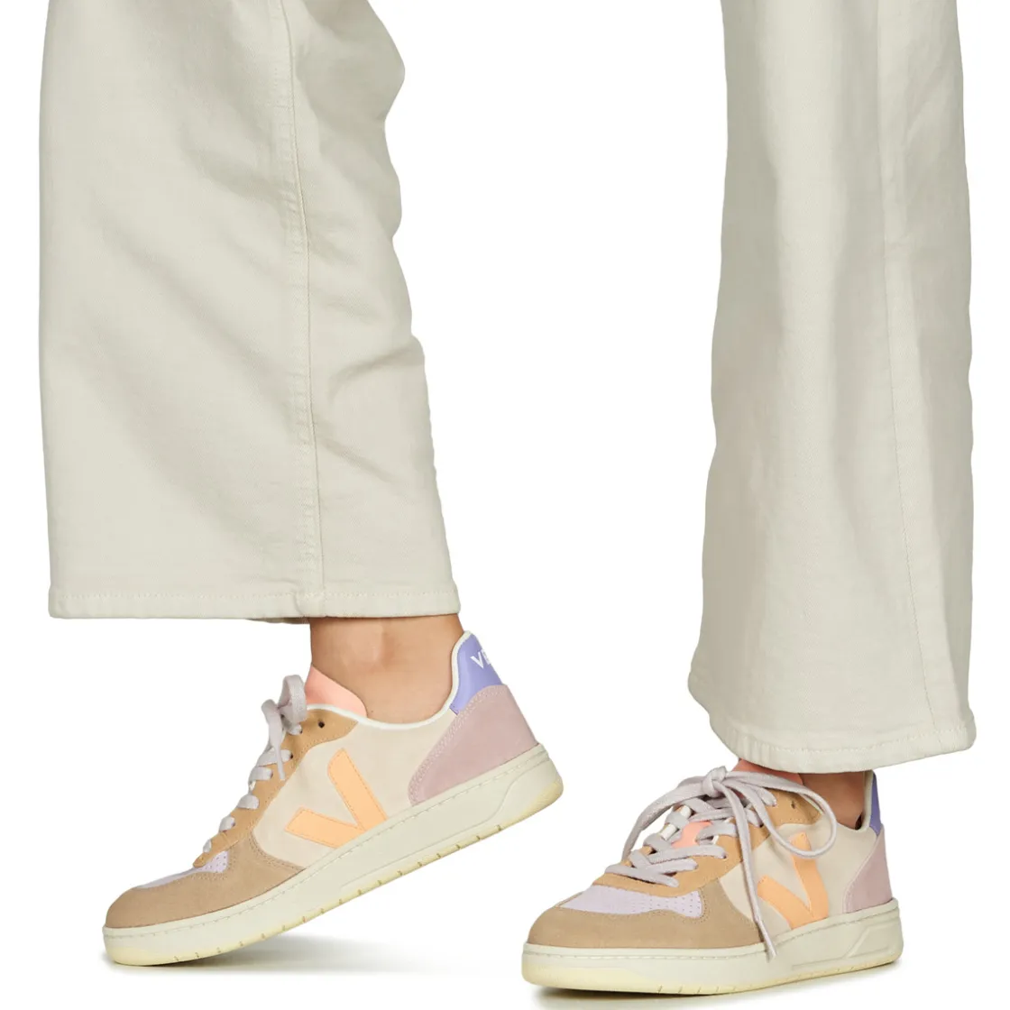 Veja - V-10 Multicolore Online