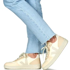 Veja - V-10 Beige Clearance