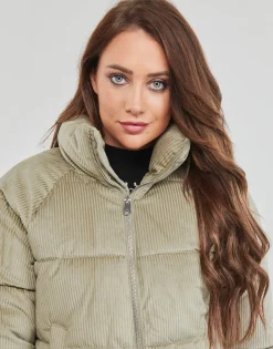 Vero Moda - VMDEBBIESOFIA CORDUROY SHORT JACKET< Manteaux