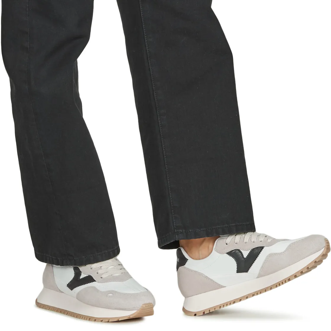 Victoria Baskets Mode^- VIENTO NYLON & SERRAJE