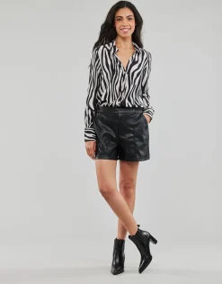 Vila Shorts & Bermudas^- VIPEN RW COATED SHORTS