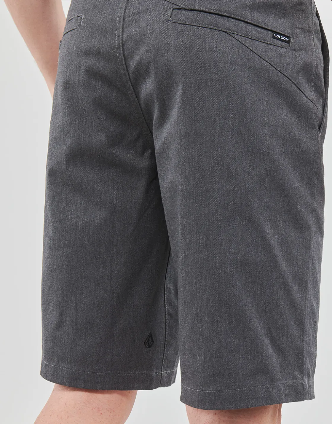 Volcom - FRICKIN MDN STRETCH SHORT 21< Shorts & Bermudas