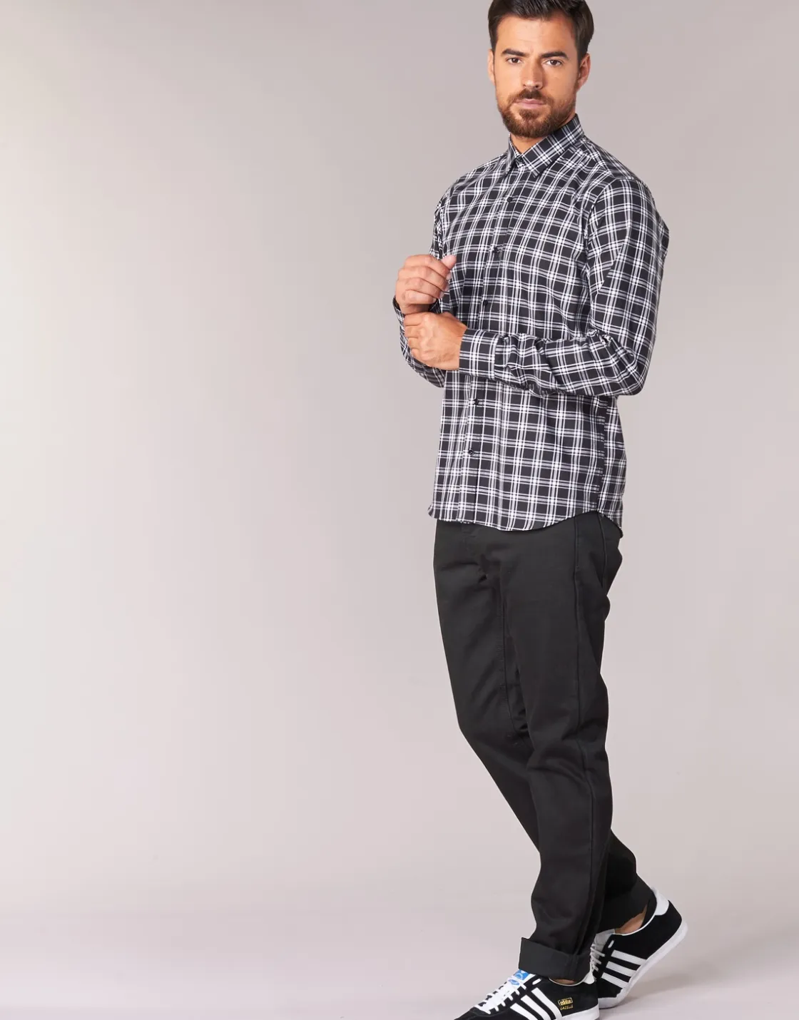 Yurban Jeans^- IEDABALO