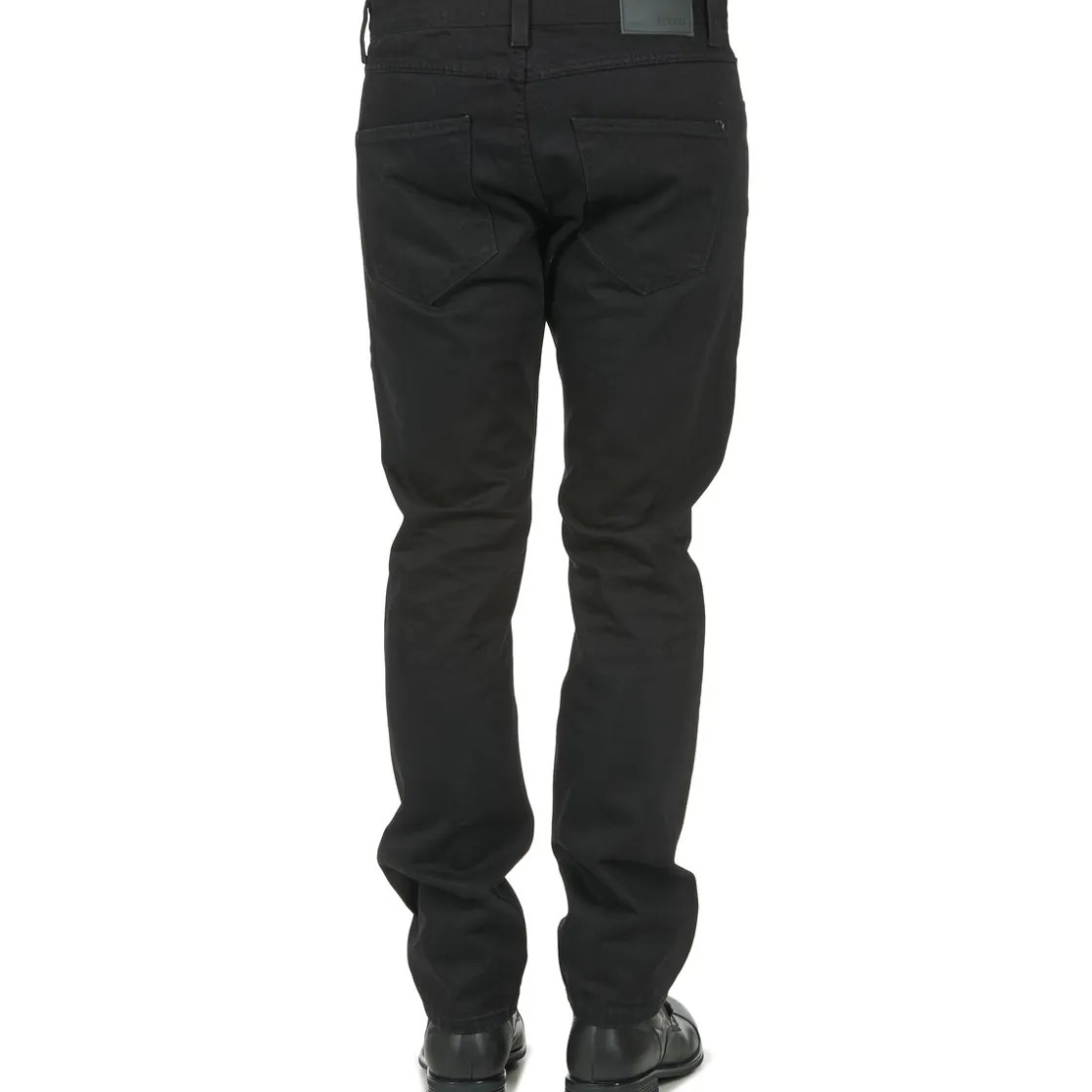 Yurban Jeans^- IEDABALO